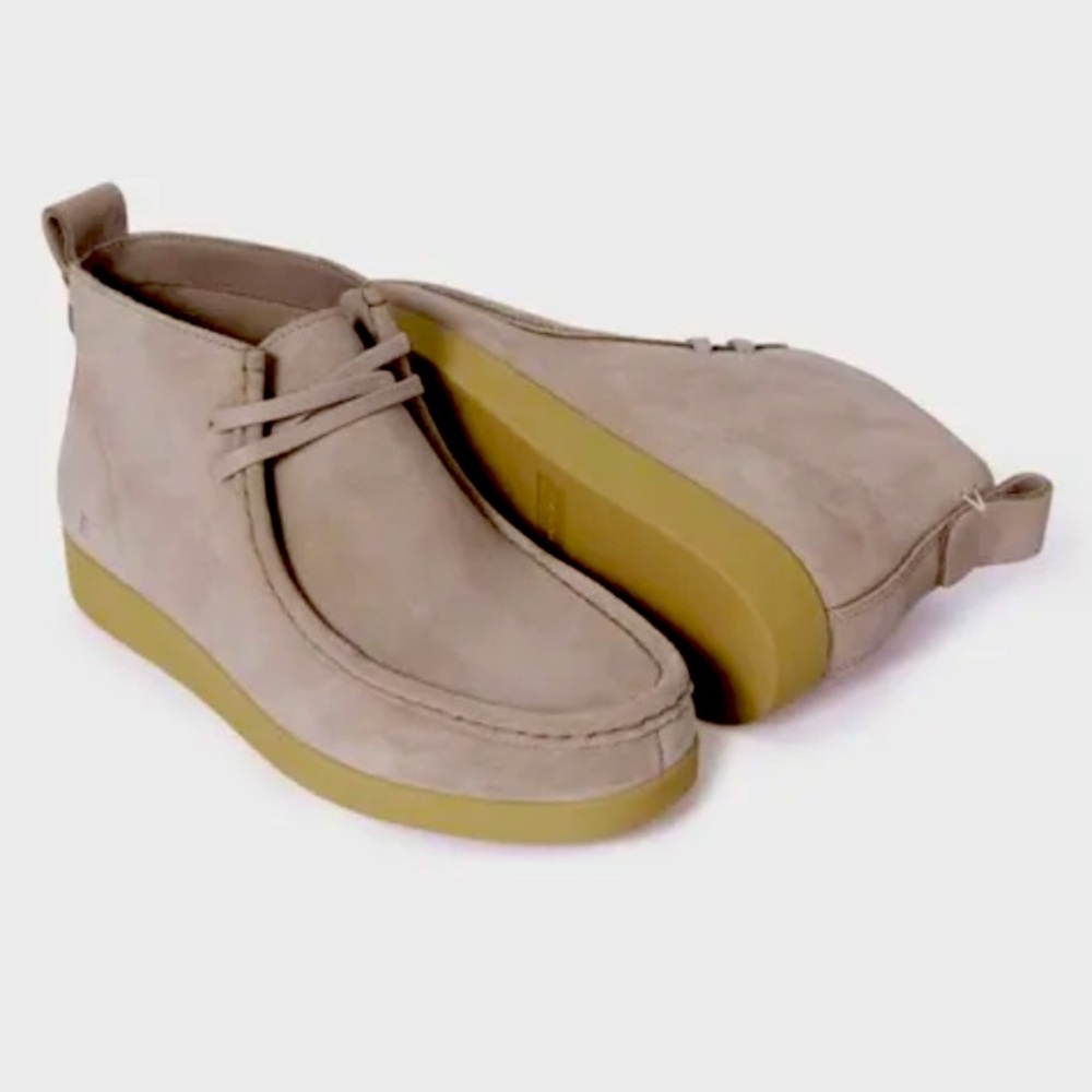 Everlane Moc-toe Boot in Stone Suede color